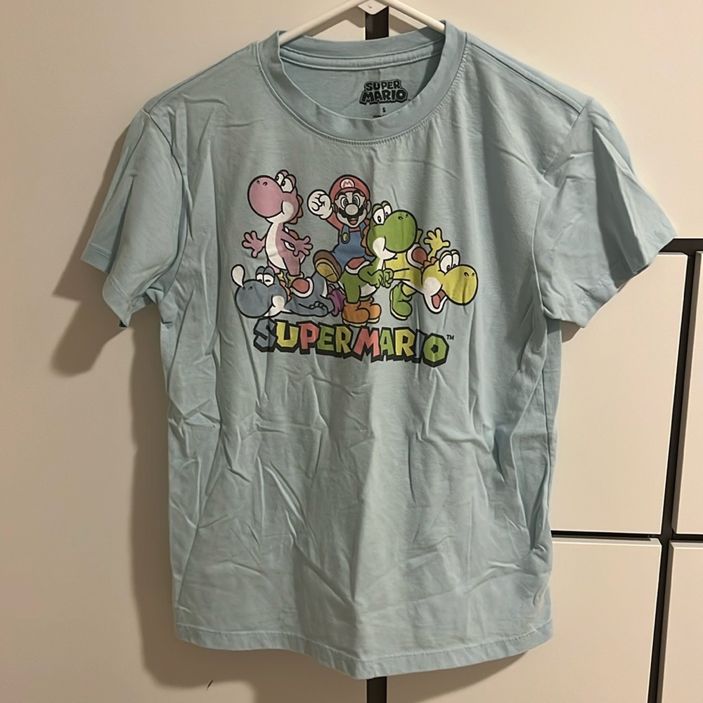 Super Mario Shirt Size S